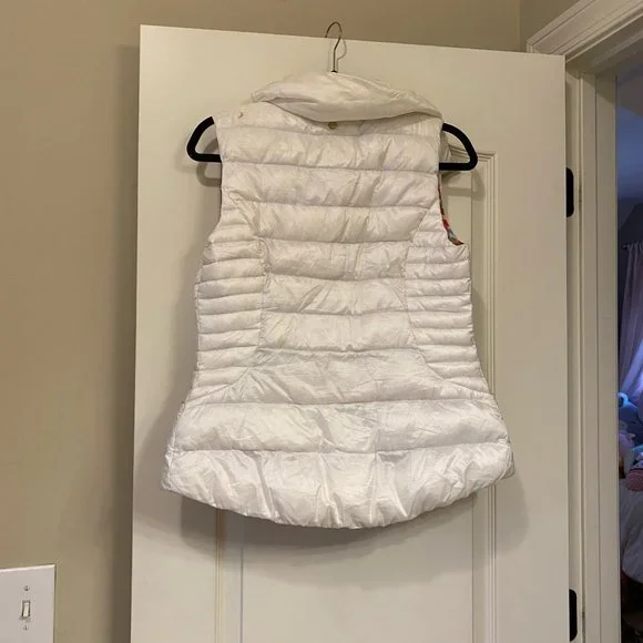 Lilly Pulitzer White Puffer Vest - Picture 2 of 4